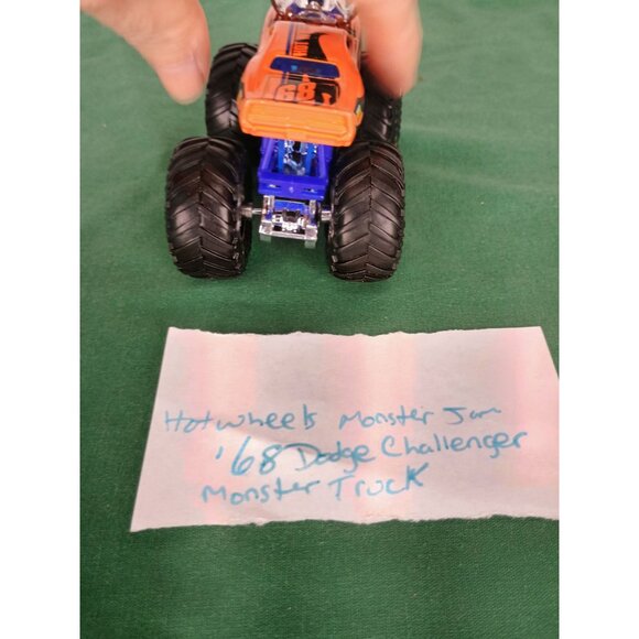 HOT WHEELS MONSTER JAM `68 DODGE CHALLENGER MONSTER TRUCK MATTEL 1/64 DIECAST - Picture 4 of 7